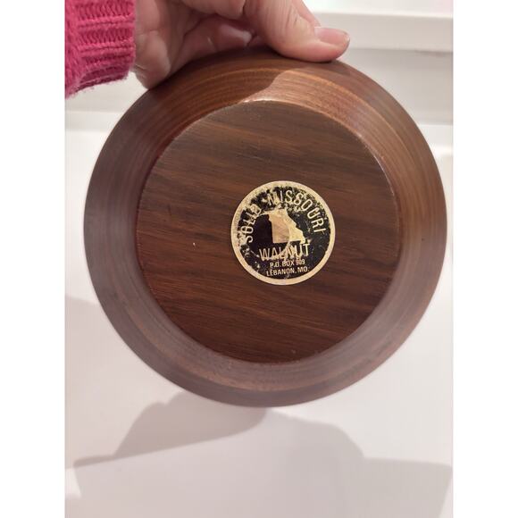 Vintage Walnut Bowl Lebanon Missouri Handled Nut Trinket Bowl - Picture 5 of 5